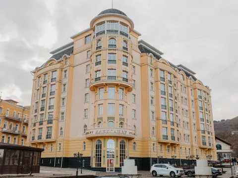 АЛЕКСАНДР-КИСЛОВОДСК