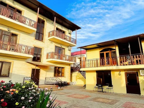 Alta Eco Villa