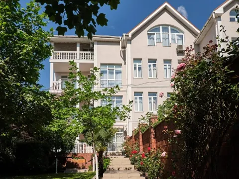 Анна (Ялта)