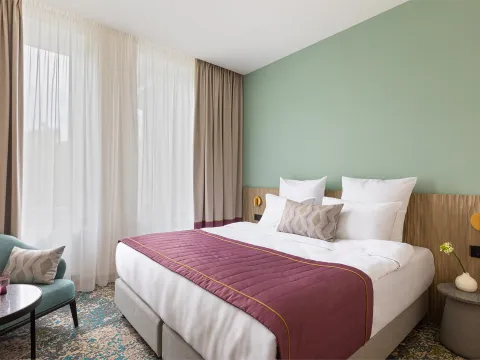 BERRY HOTEL & SPA 