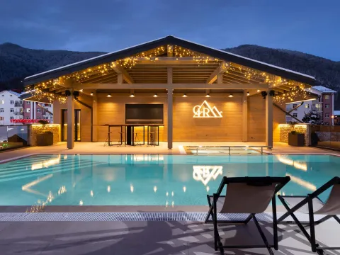 Country Hills Resort