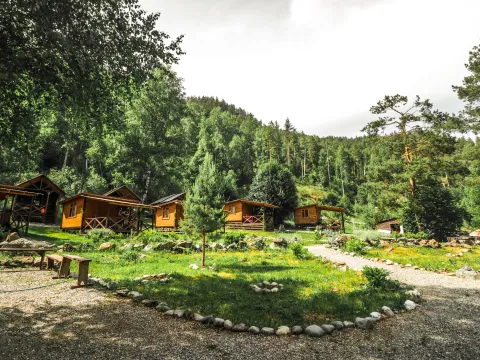 Красный камень (Алтай)