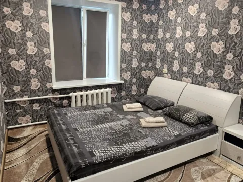Лакшери Комсомольская 28