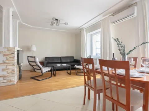 MyHomeYourHome Беринга 23