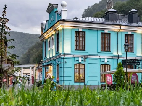 Невский (Русские Сезоны)