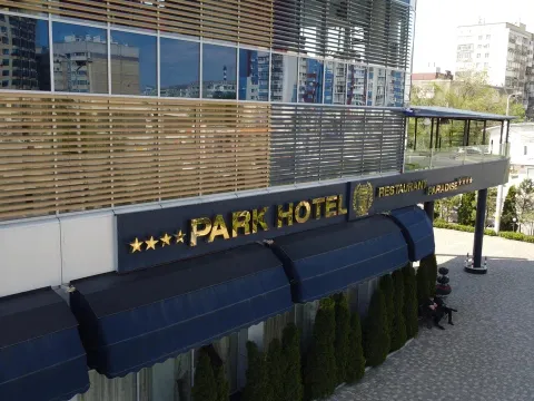 Park Hotel Stavropol LTD