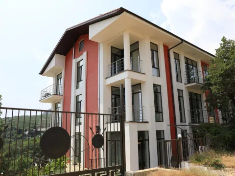 Spitaki Greek Hotel (Алушта)
