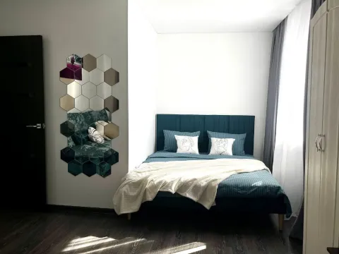 Tolstoy Apart Фрунзе 8