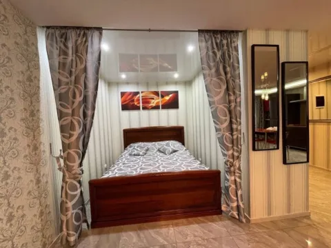 Tolstoy Apart Пионерская, д1